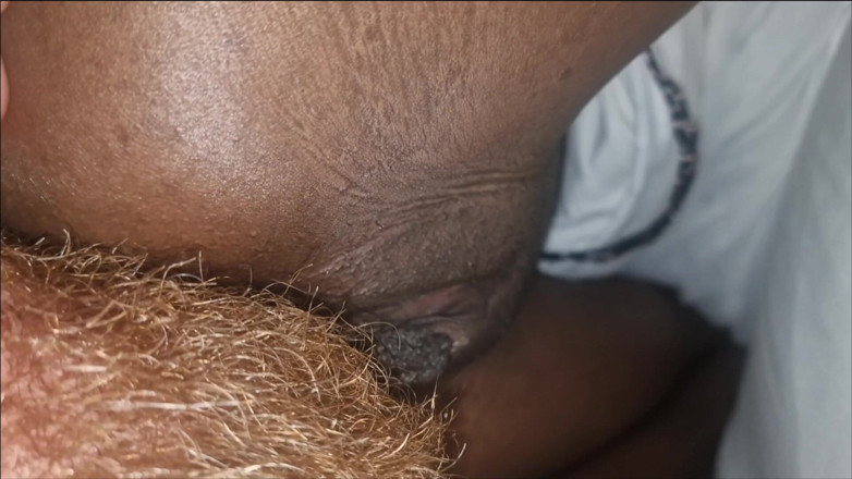 Missblackreey: Как успокоить свою чернокожую сводную сестру - лизание задницы!