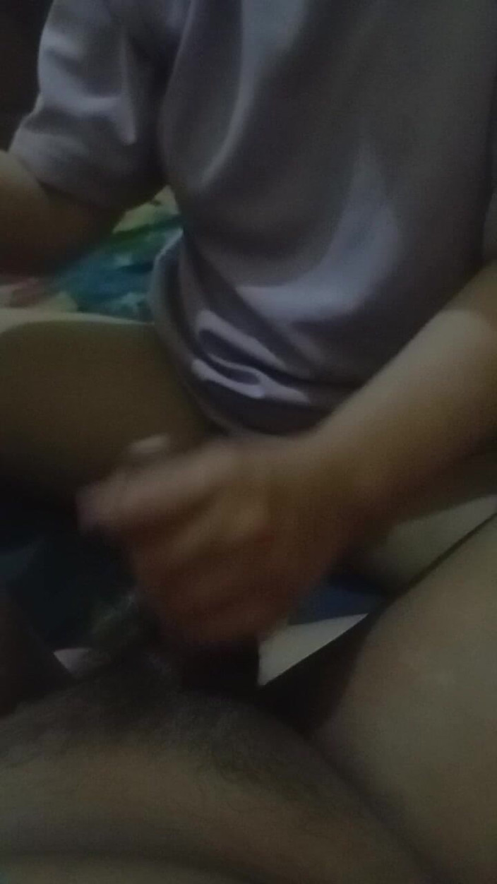 Angelina Pop: Ultimo massaggio al cazzo, la nuova cameriera ha grandi tette...