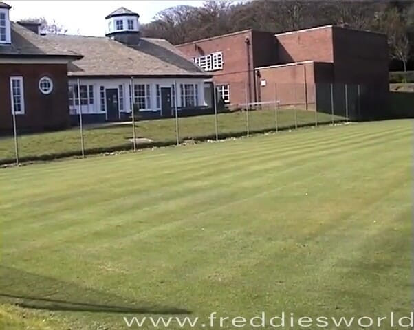 Freddies World: Hot netball player takes dick