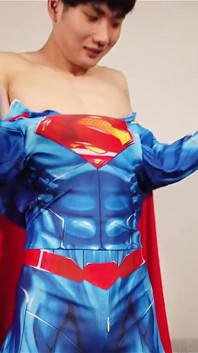 Odgrywanie roli w kostiumie Superman X Spiderman