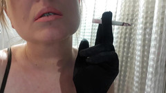 Aqua Pola: Kompilace kouře dvě cigarety štíhlá a