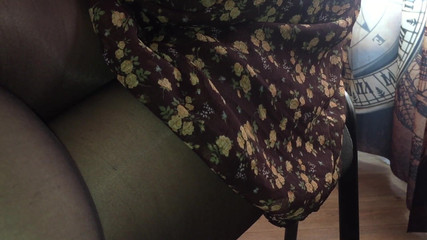 Lux Eva: Annoiata al lavoro.