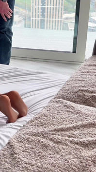 Sexy manželka 4 BBC gangbang, zatímco manžel paroháč filmuje, dvp, zezadu, tvrdé šukání, paroháč, footjob, dvojitý vaginální, roztažená kundička Pt2