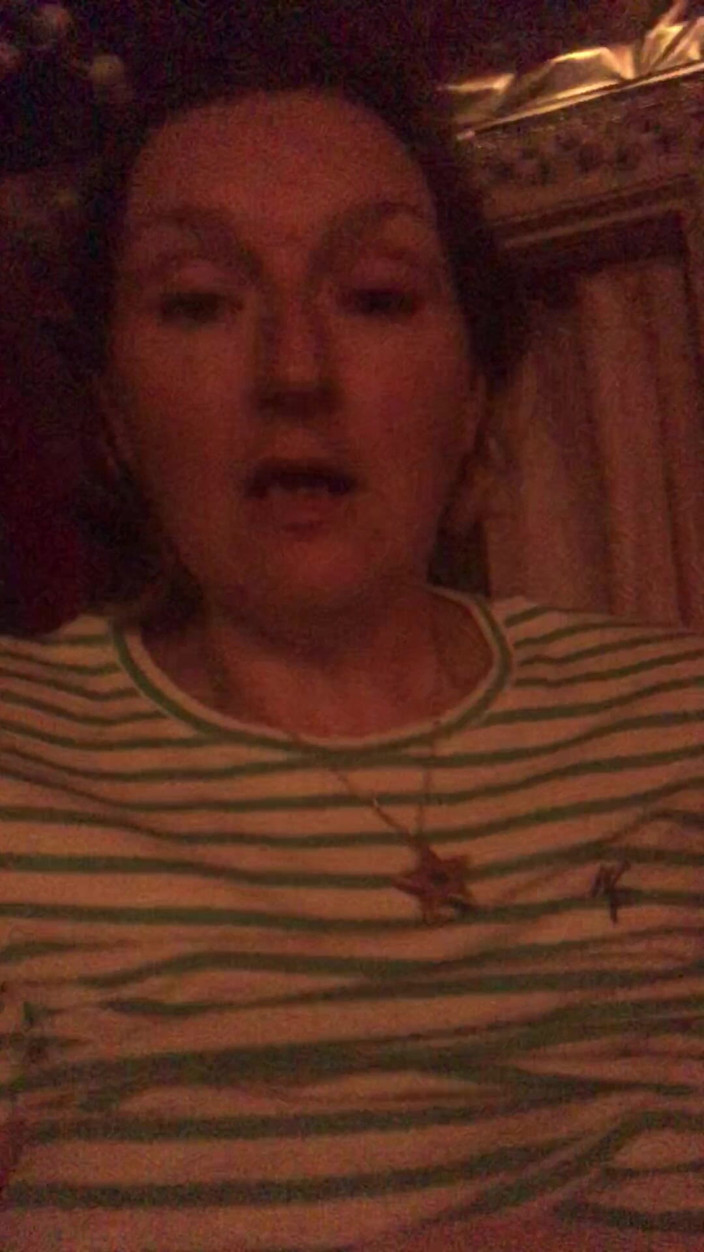 Pissing Paradise: Queria ter medido esse mijo enorme no meio da noite!