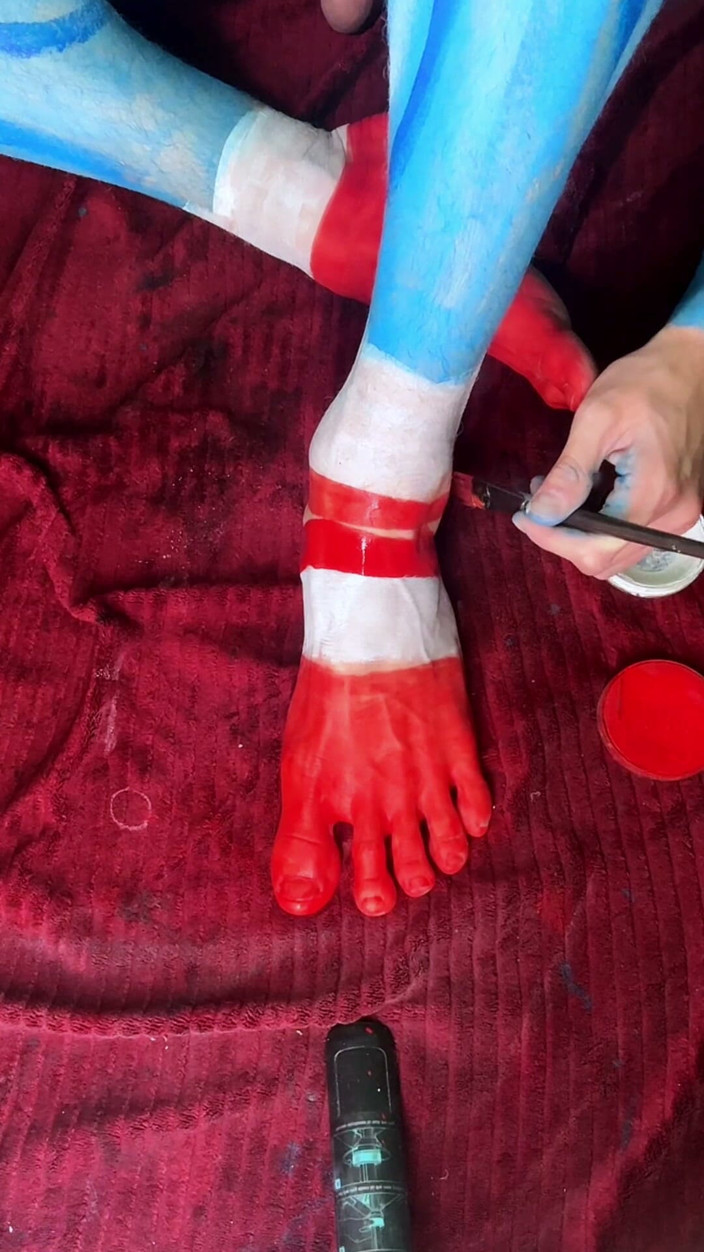 PicAsssHole: Sonic si scopa da solo con un dildo