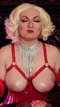 Sexy Pin up Dívka Arya Líže koblihy v latexových rukavicích