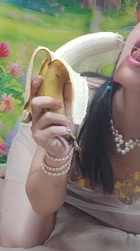 Vídeo Especial De Chupar Plátano Te Excita