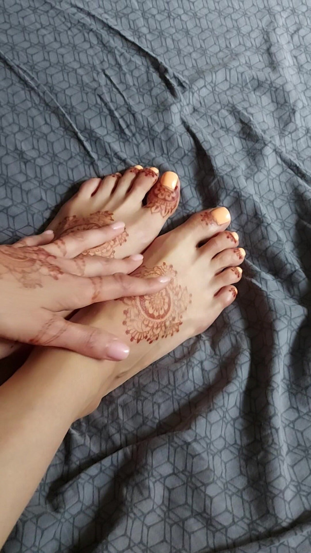 Mehendi Tatto Footfetish (Ginna Gg)