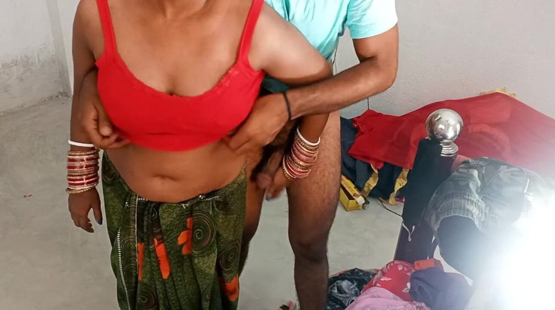 FireeCouple: Tante seksi india asal bengali baudi dientot habis-habisan sama devar...