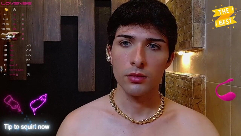 Diego_latinboy: Un columbian slab cu o pulă uriașă și grasă se excită în...