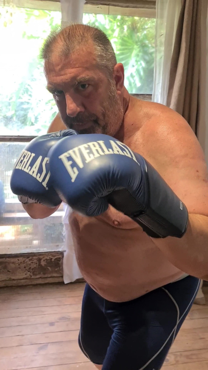 Punchbagplz: Silver Daddy Boxer - L'invito POV Studio È Andato Storto