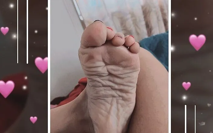 DarkyDiosaq192: Happy Dancing Feet