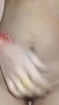 Przyrodni brat mojego przyjaciela wezwał mnie do swojego domu i uprawiał ze mną seks.