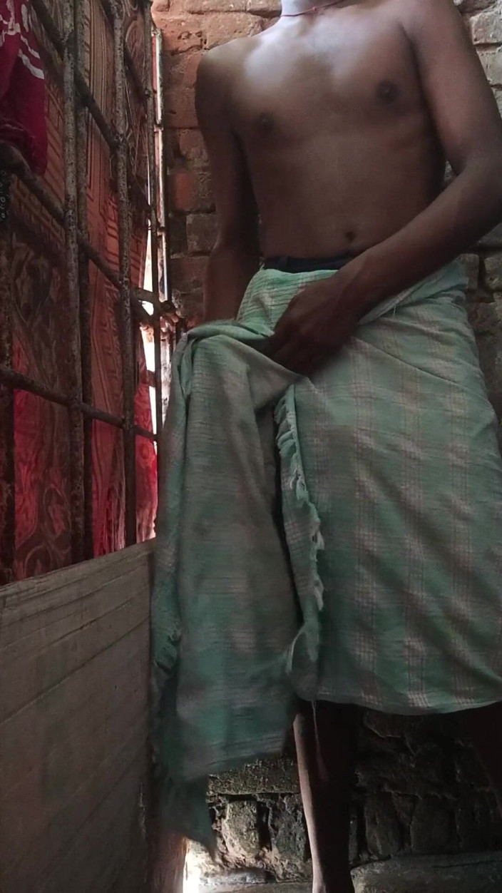 Shivatrichyboyrtamil: Indian Tamil Boy Ready to Bathing Video