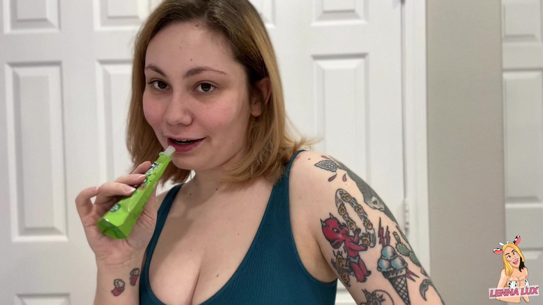 Lenna Lux: Snek sarapan pagi