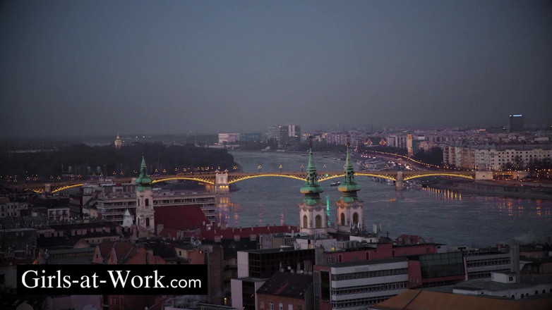 Girls At Work: Surpriză grozavă pentru noul angajat