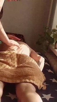 Si tu veux être masseuse, fais comme This.mp4