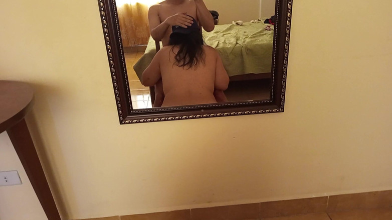Moo DBOXXX: Meine freundin will meinen schwanz lutschen, sie will ihre tägliche...
