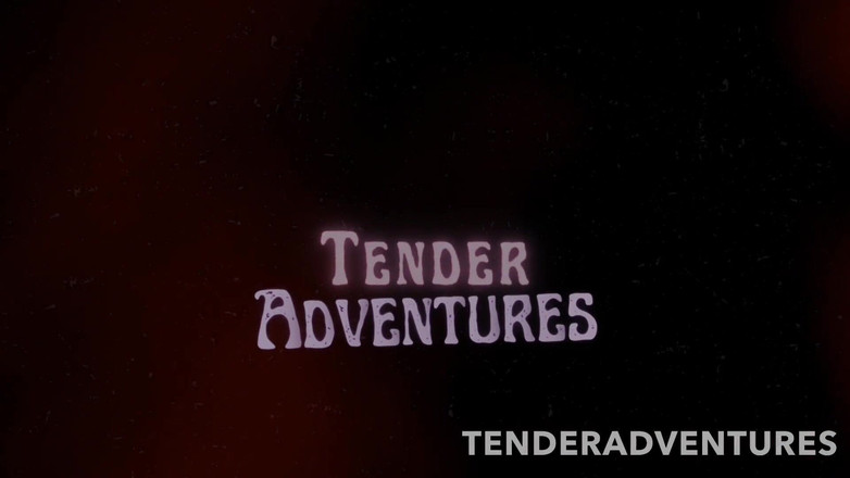 Mara Exotic: İri güzel kadın dildo ve vibratörle büyük zenci yarağı üzerinde çok sert...