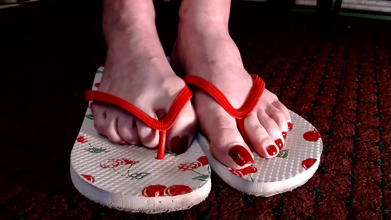 Abby Anna: Toena vermelha flops pés maduros