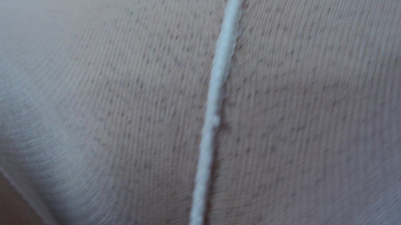 AmayaMori: 白いストッキングを履いたインド人の妻が大きなお尻と大きな胸を見せている