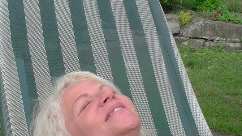 Private Lustpigs: Grandma claims: Fuck my ass!