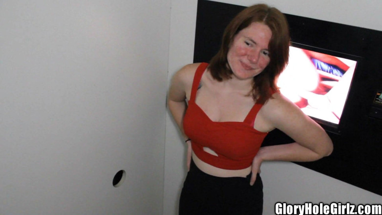 Glory Hole Girlz: Remaja Jerawat Lubang Gemilang Merah menghadapi creampie dan menelan batang...