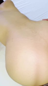 Perfect Body Teen Seduces a Lucky Guy to Have Fun and Fuck