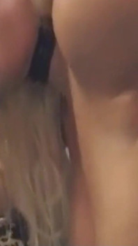 Rachel si tante rambut pirang dengan toket besar alami digodain dan dientot sama tetangganya sendiri
