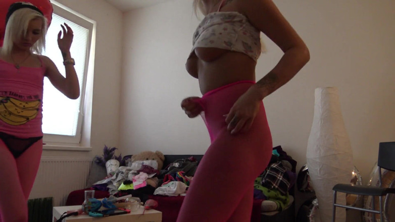Leon Lambert Girls Twerk Parties CFNM: Apabila Hampir Tidak Sah Untuk Biz Dewasa Tina Bertemu Daisy....