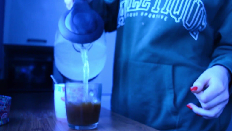 20th century of porn: M-am dus după cafea la o curvă mișto