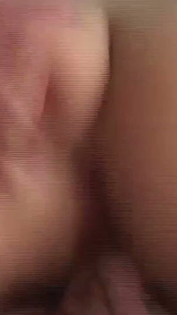 ダーリンは自分のきつい膣を気持ちよくさせ、頭を撫でてもらうに値するのを全力でやった