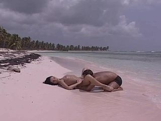 Top Line video: Două aventuri interesante cu sex obscen sexy și femei perverse care...