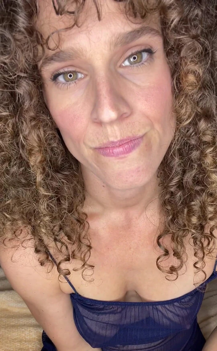 VibeWithMommy: Mama Joi! Ik help je nadat je wakker bent uit...