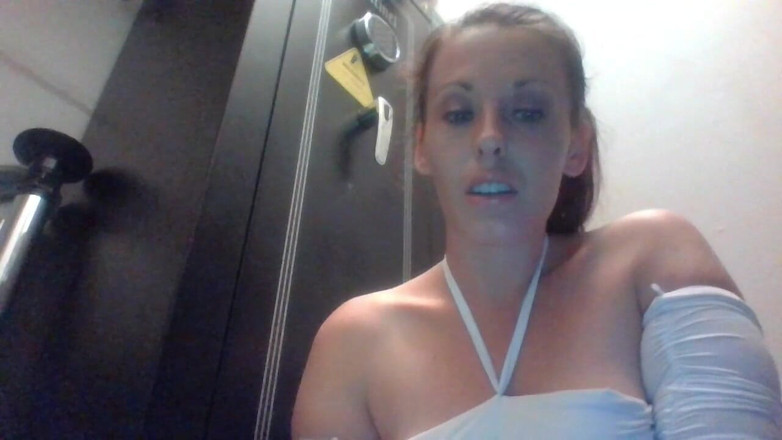 Miss Anna Foxx: Sarai sempre accese per me joi