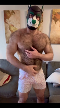 Some Dumb Puppy Pec Side Is Injured so Can’t Lift Heavy for Tricep or Chest
