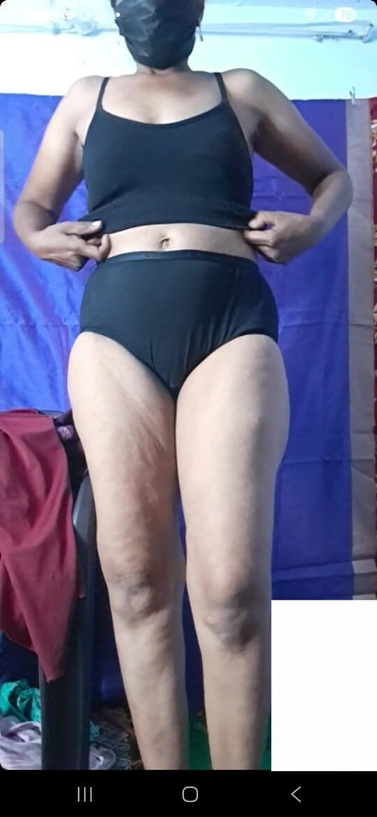 Jayaselvi: Indian Tamil Village Stepaunty Fingering with Vegetable