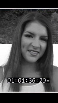 Roxxxy Rush chce být šukaná jako malá coura, i do zadku