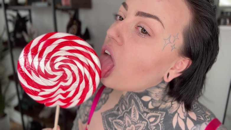 Miss Valentina: Oral Fixation