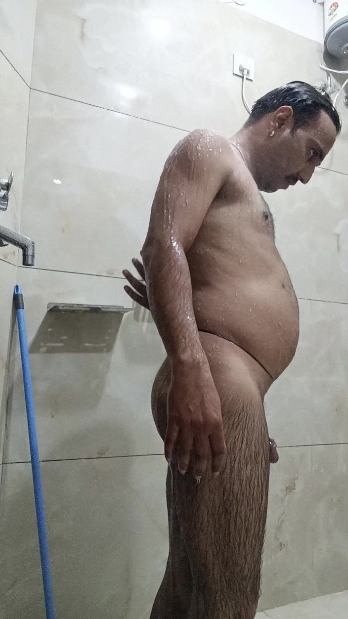 Rajasthani-old-lover: Desi Hot Man Enjoy Shower and Masterbation Show