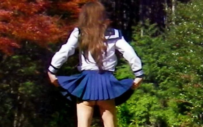 Pai-chan: Mini Skirt, Long Hair Pai-chan Is a Joshi-kousei