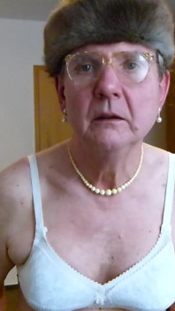 Crossdresser Andreas Pissing and Jerking off