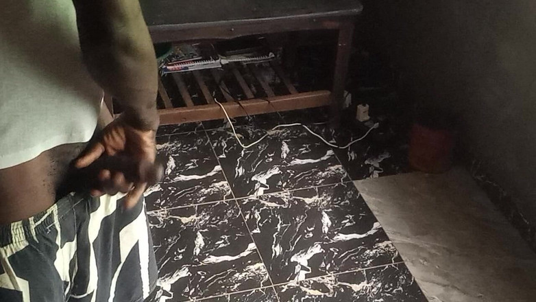 Moviesporn1: Dieser kumst hart im sperma, ohne frau einzuladen