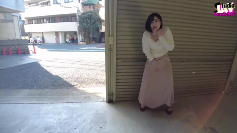 Studio JAV Launcher: Public Ripple - une jolie fille sensible montre son truc sans...