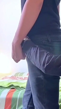 Cruising thug pieprzy Gay Femboy Dupek Hard oklep i spuszcza się w dupie i wypełnia jego tyłek kremówka