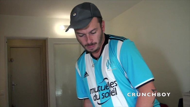 Jess Royan XXX: Submissed till sneakers av scally boy barbacker