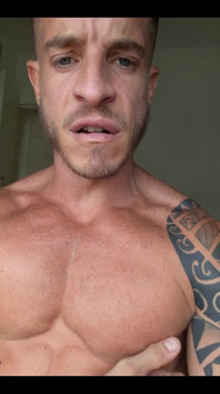 Je suis gratuit pour les appels vidéo maintenant ! Envoyez-moi un DM !