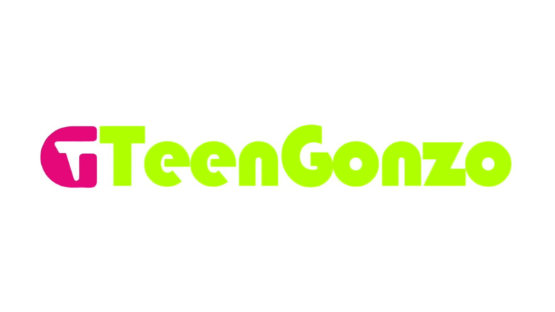 Gonzo Living: TEENGONZO - Świeża twarz Melissa May rucha swojego nauczyciela