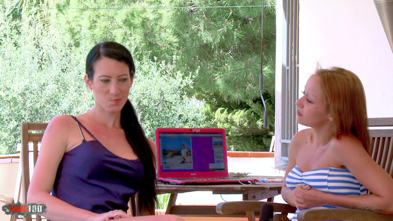 MMM100: Amadea Emily: Interviu video sexy cu Amadea Emily