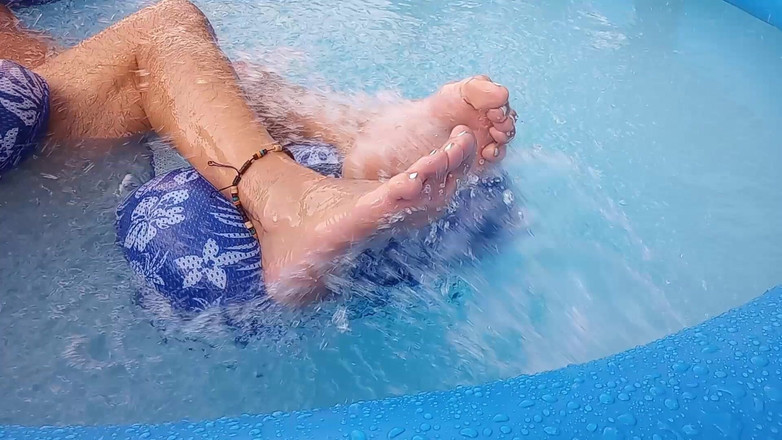 Midsouth Foot Fetish: Götümü ve Tabanlarımı gösteriyorum